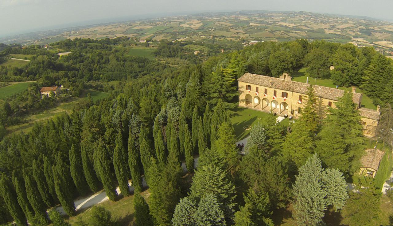 Convento Di San Francesco Mondaino Bed & Breakfast Exterior foto