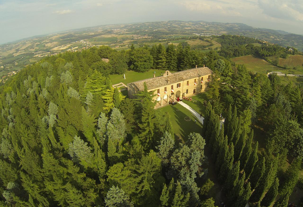 Convento Di San Francesco Mondaino Bed & Breakfast Exterior foto
