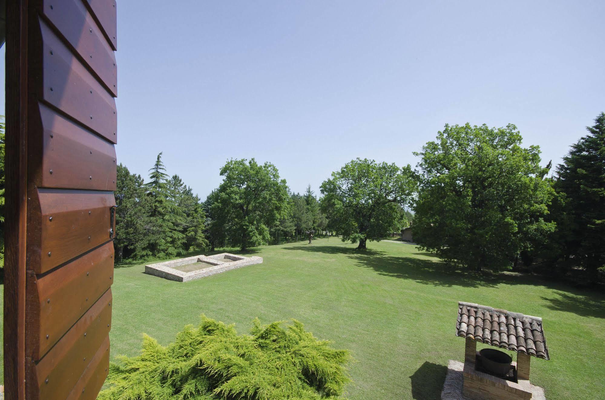 Convento Di San Francesco Mondaino Bed & Breakfast Exterior foto